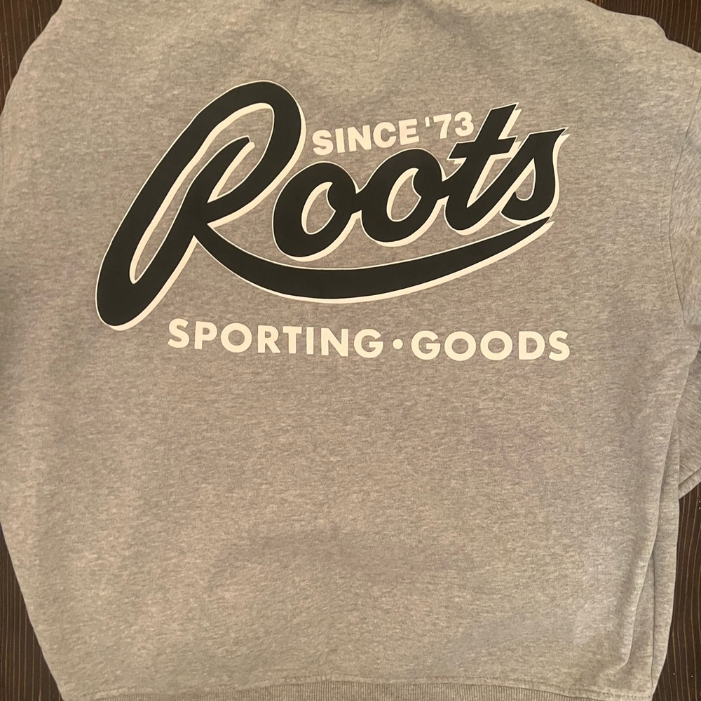 Roots Men's Heather Gray Crewneck Sweater - Picture 2 of 2